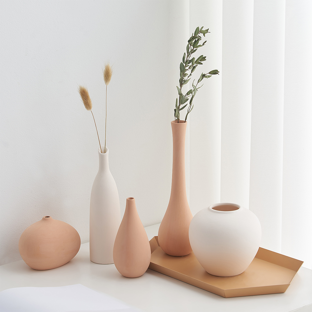 Nordic-Home-Decor-Ceramic-Vase-Table-Decoration-Living-Room-White-Vases-Flower-Vase-Home-Decoration-Minimalism-4